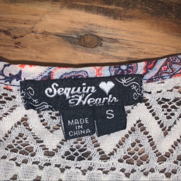 Small Dress Cute Design - Picture 3 of 3